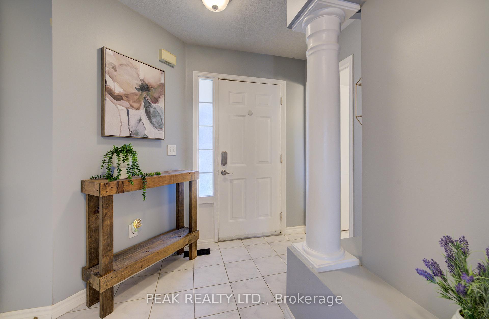 Photo 5 of 543 Mariner Drive, Waterloo — HOMEH