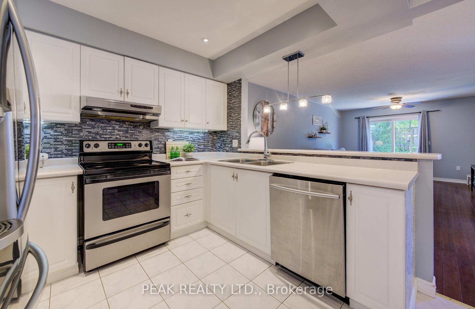 Photo 10 of 543 Mariner Drive, Waterloo — HOMEH