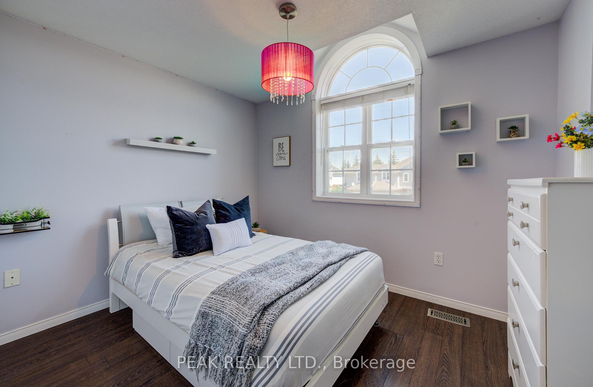 Photo 24 of 543 Mariner Drive, Waterloo — HOMEH