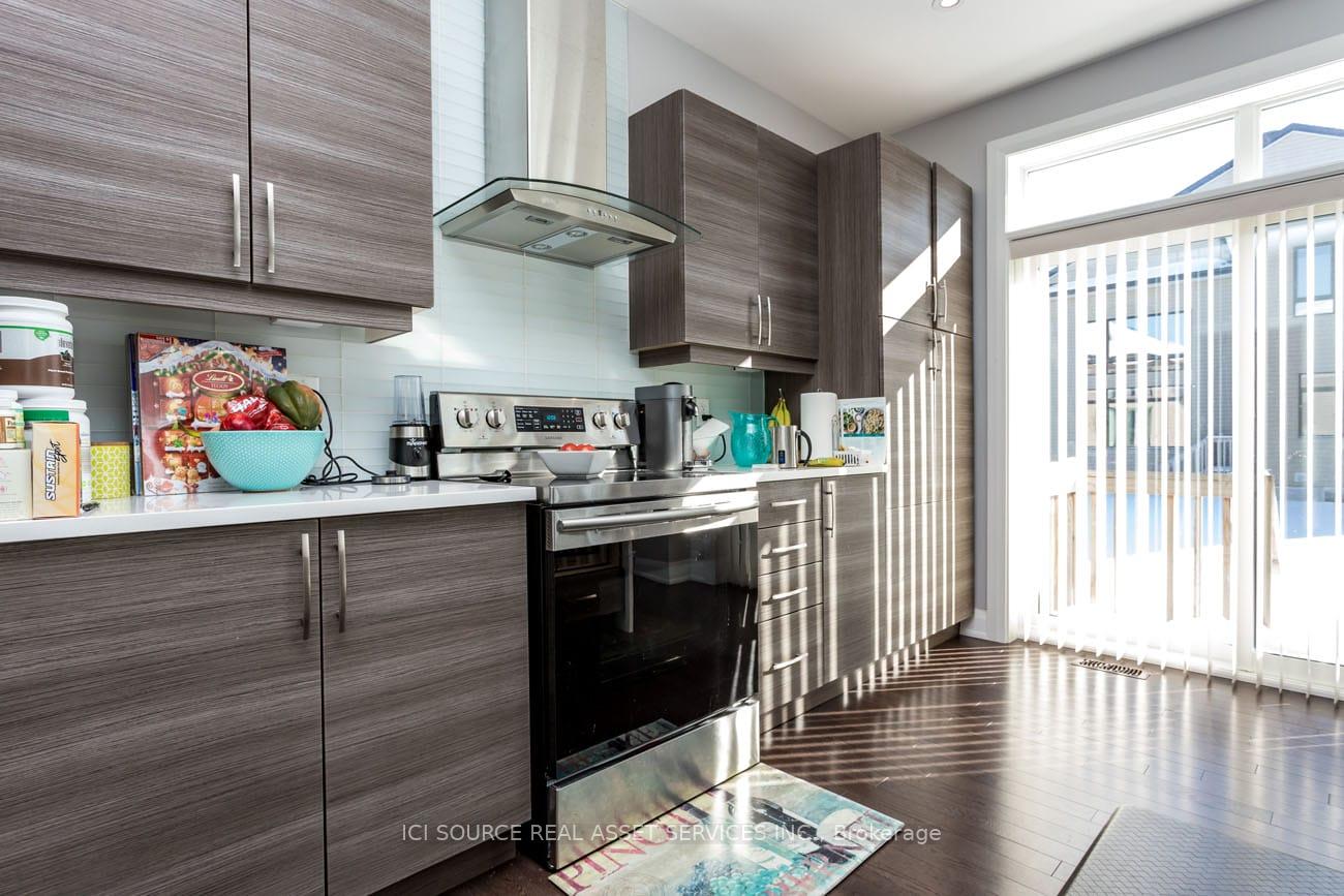Photo 15 of 771 Carnelian Crescent, Ottawa, Riverside South/Gloucester Glen — HOMEH