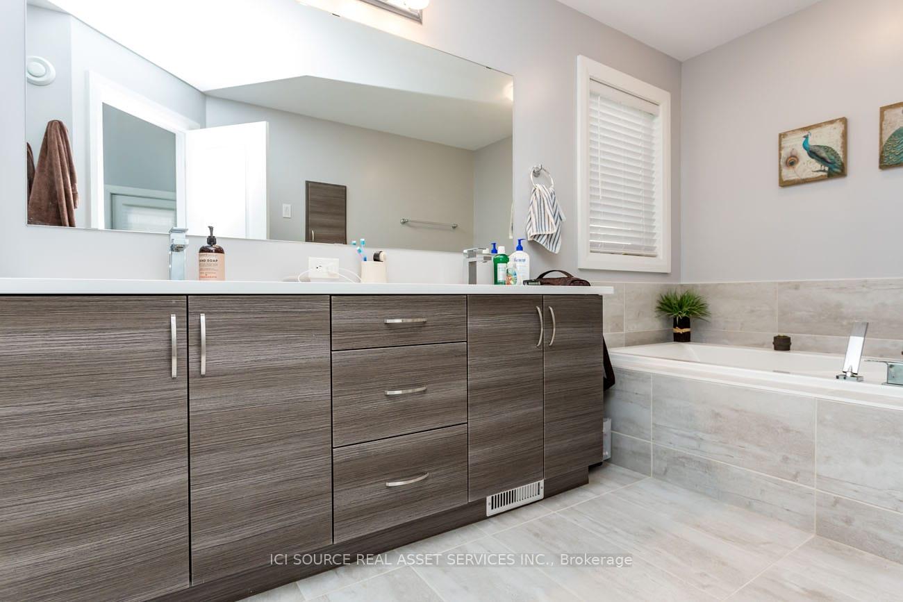 Photo 23 of 771 Carnelian Crescent, Ottawa, Riverside South/Gloucester Glen — HOMEH
