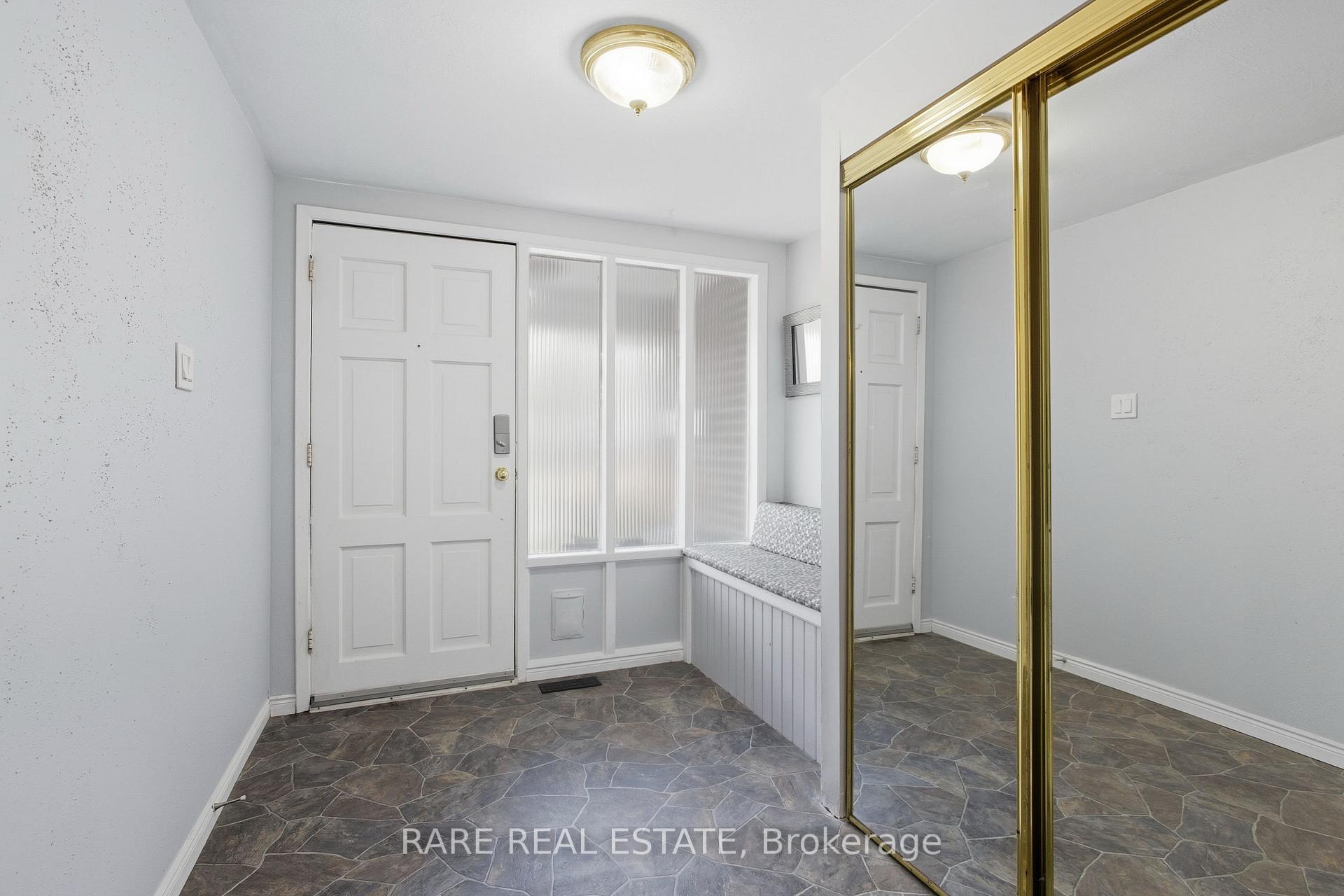 Photo 8 of 66 Springdale Drive, Barrie, Cundles East — HOMEH