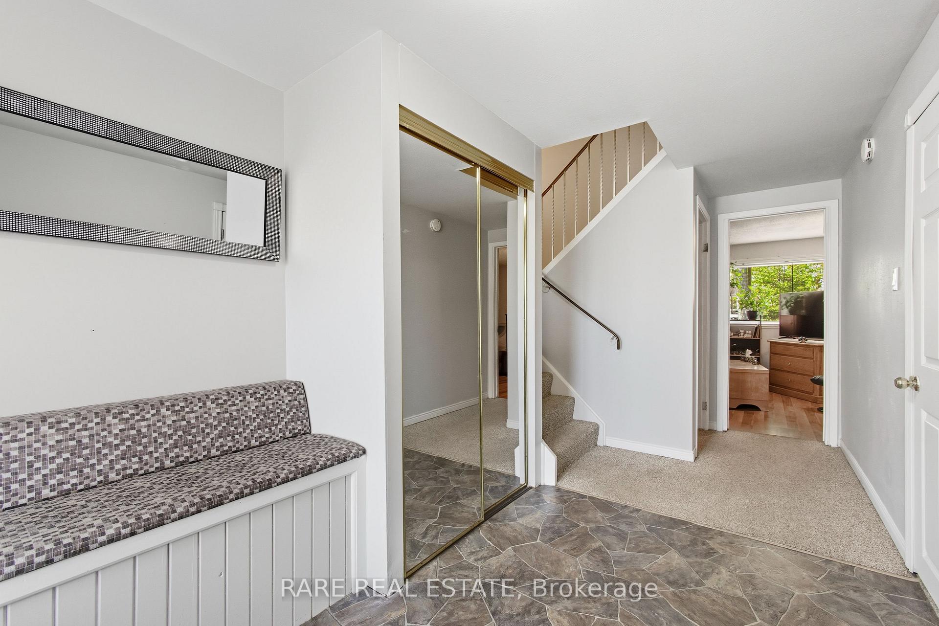 Photo 4 of 66 Springdale Drive, Barrie, Cundles East — HOMEH
