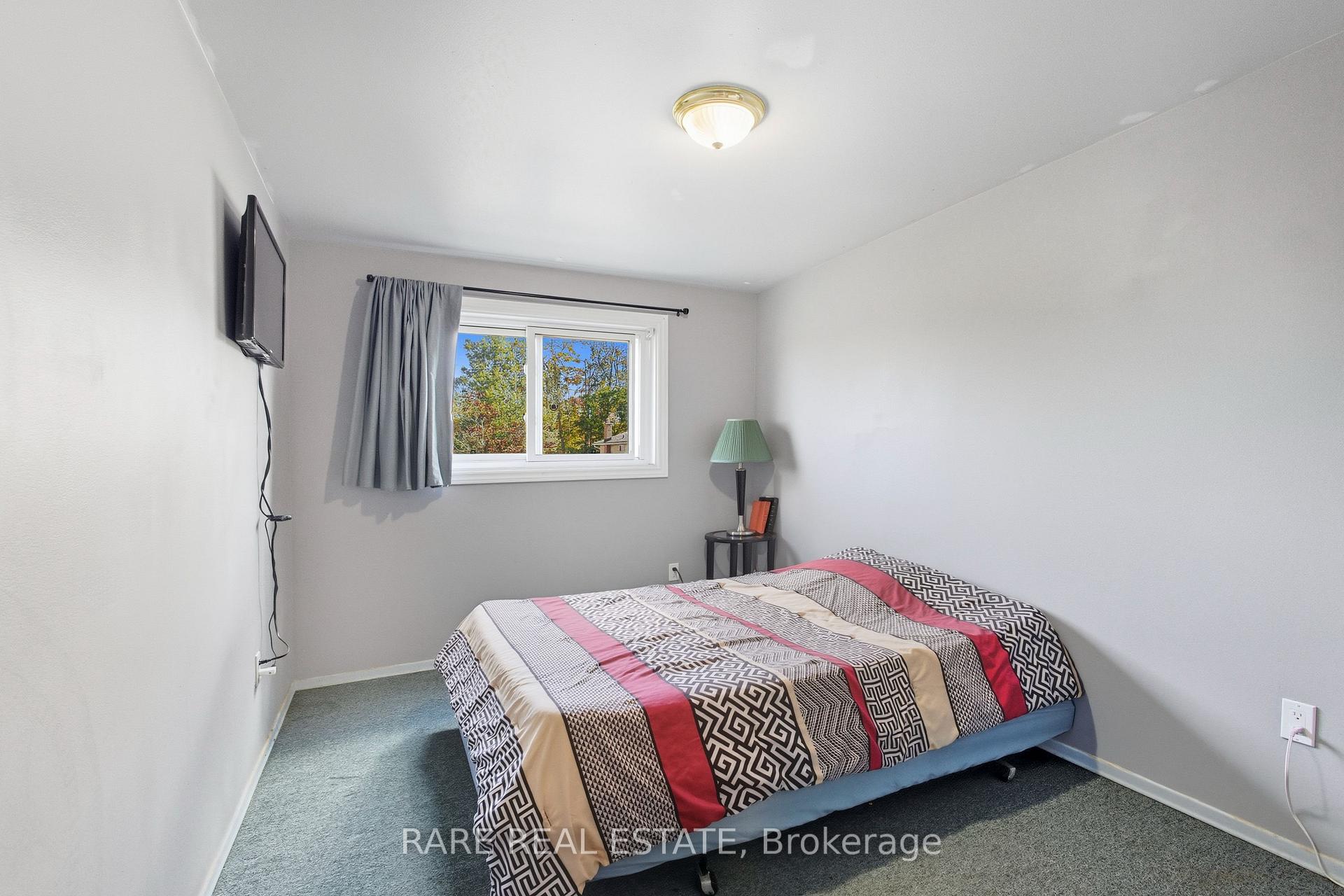 Photo 7 of 66 Springdale Drive, Barrie, Cundles East — HOMEH