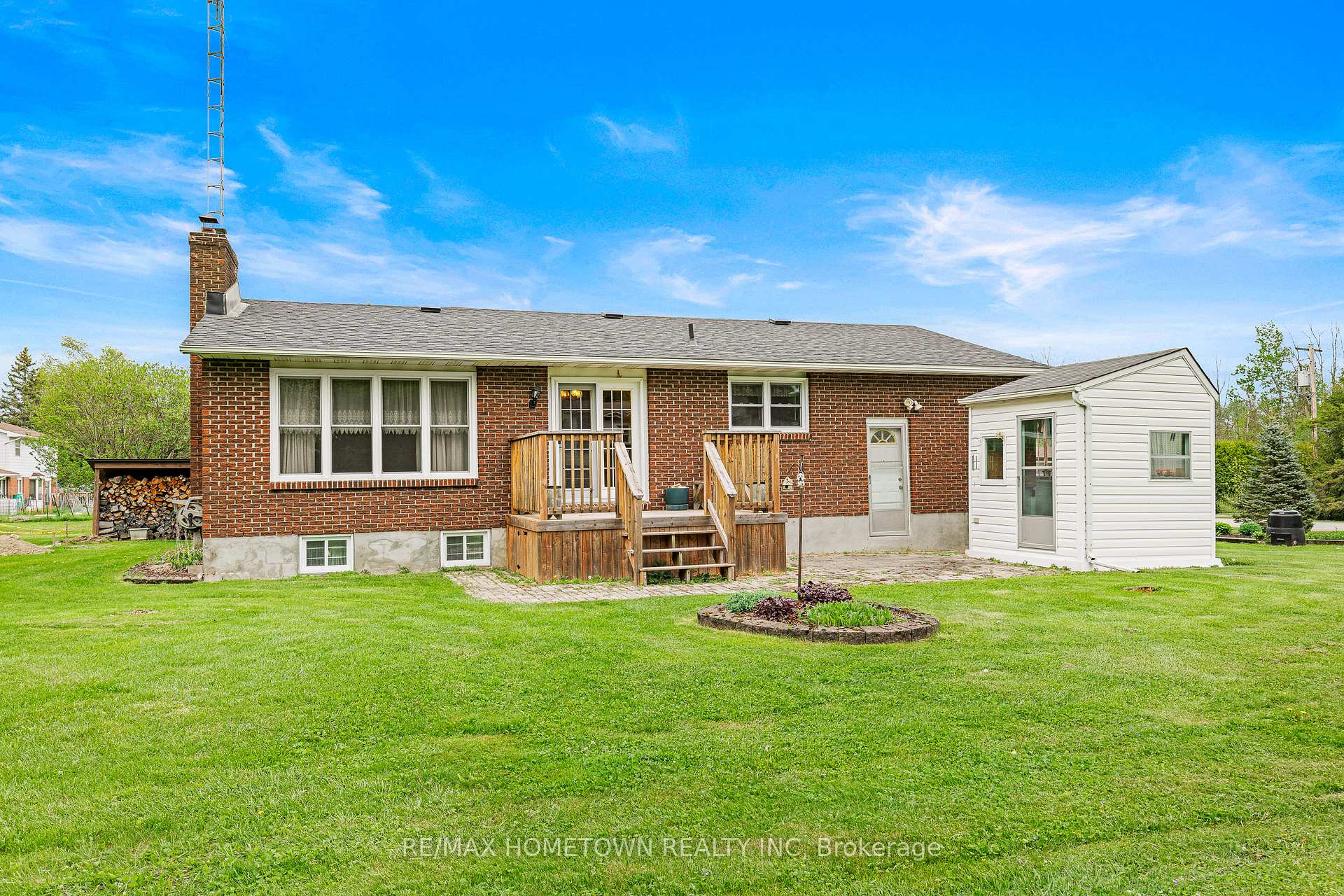 Photo 18 of 1 Maitland Drive, Augusta, Augusta Twp — HOMEH