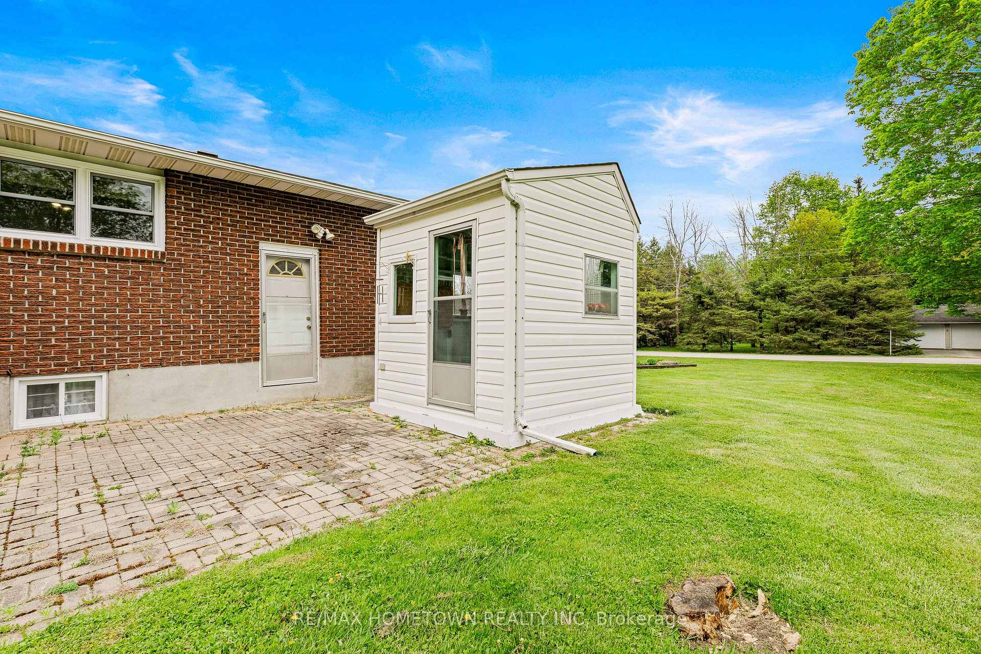 Photo 4 of 1 Maitland Drive, Augusta, Augusta Twp — HOMEH