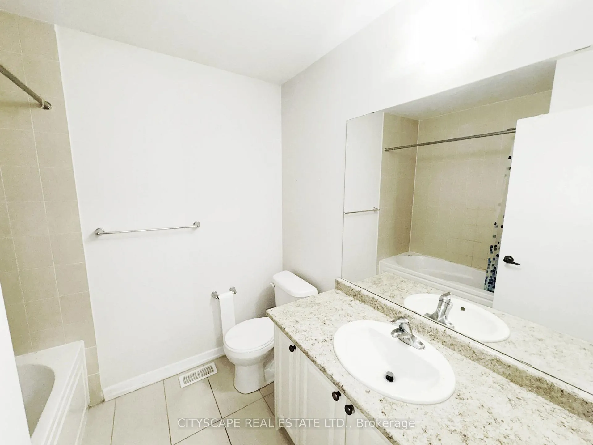 Photo 32 of 16 Pagebrook Crescent, Hamilton, Stoney Creek Mountain — HOMEH