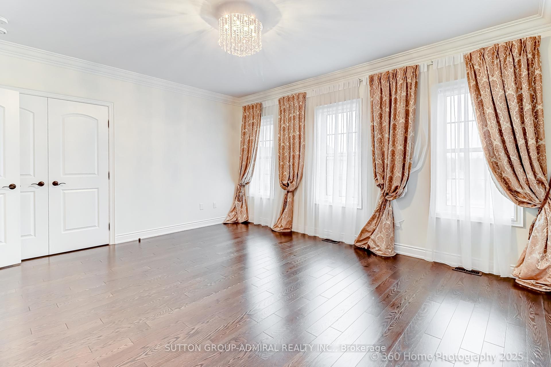 Photo 15 of 107 Queen Filomena Avenue, Vaughan, Patterson — HOMEH