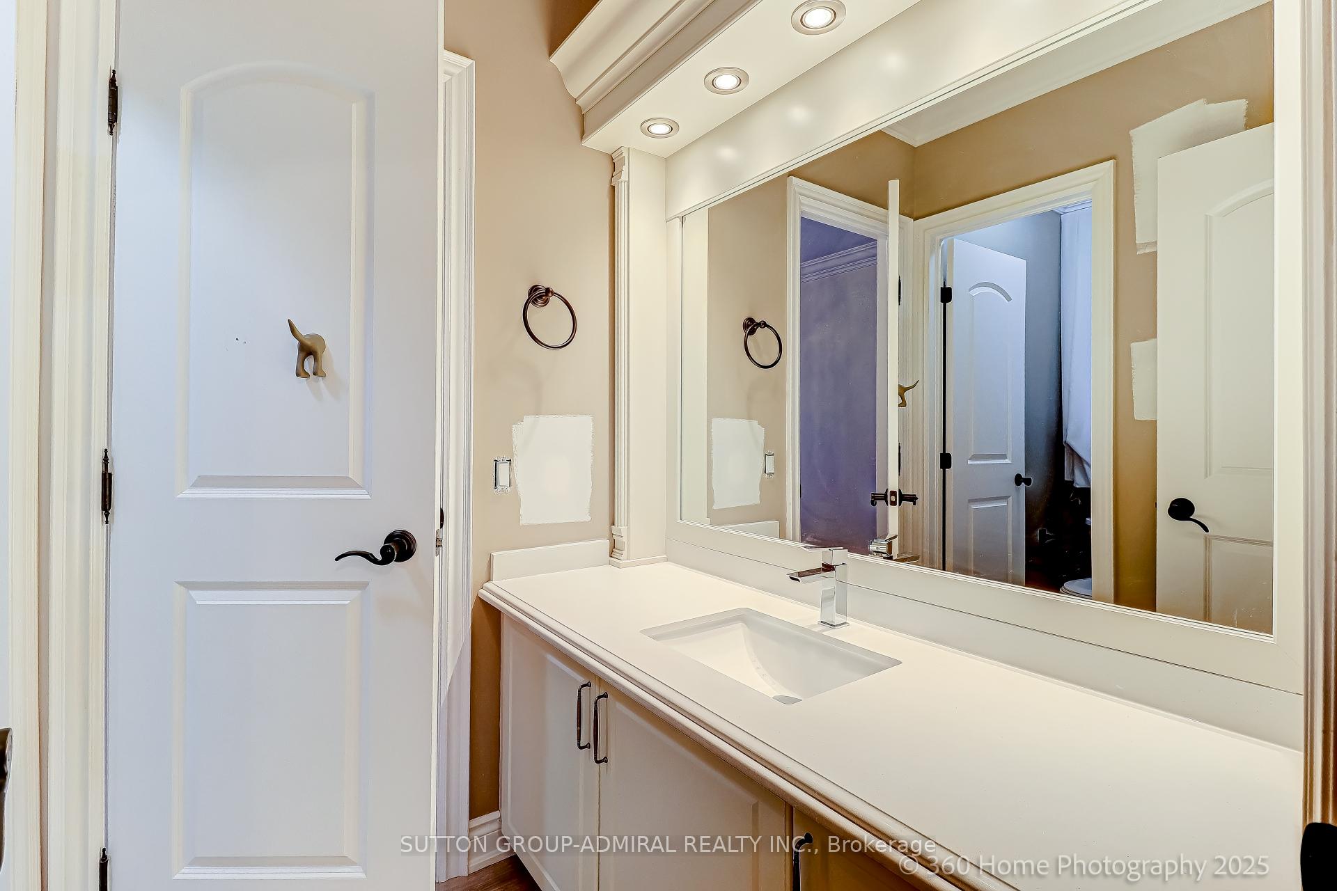 Photo 18 of 107 Queen Filomena Avenue, Vaughan, Patterson — HOMEH