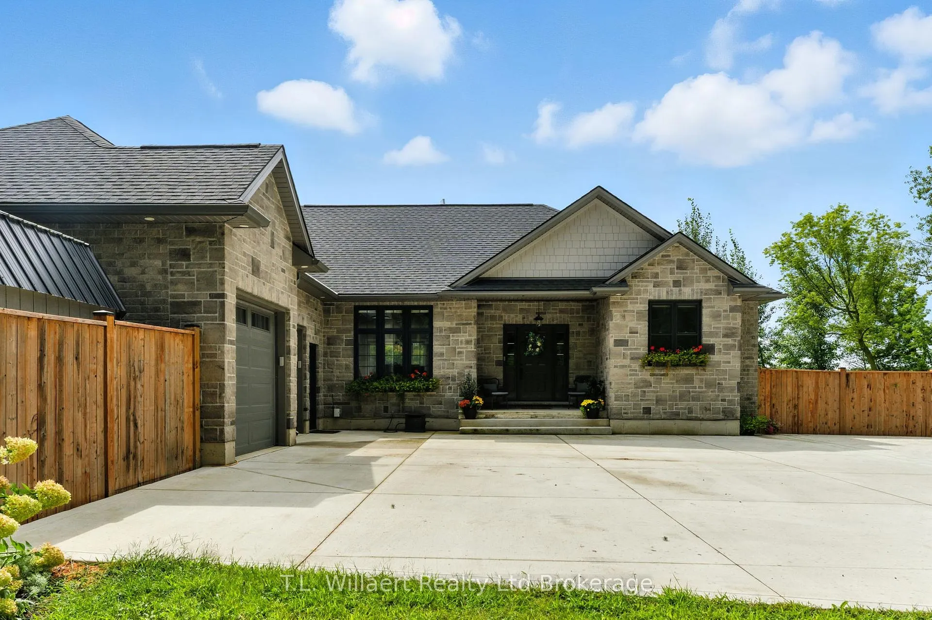 Photo 3 of 57121 Gray Street, Bayham, Rural Bayham — HOMEH