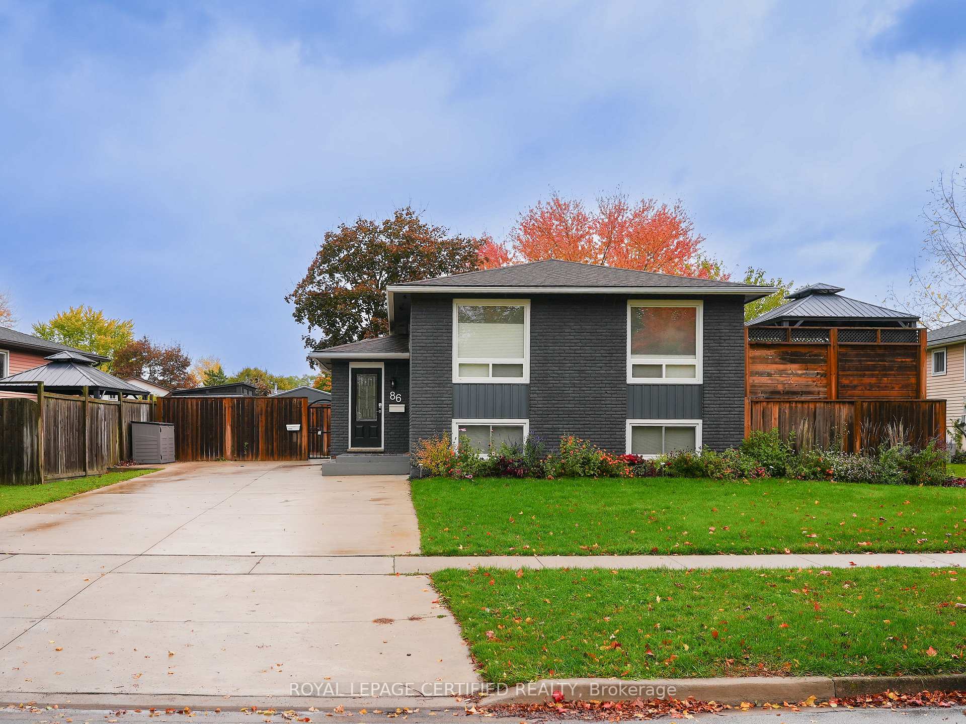 Front of 86 Leaside Drive