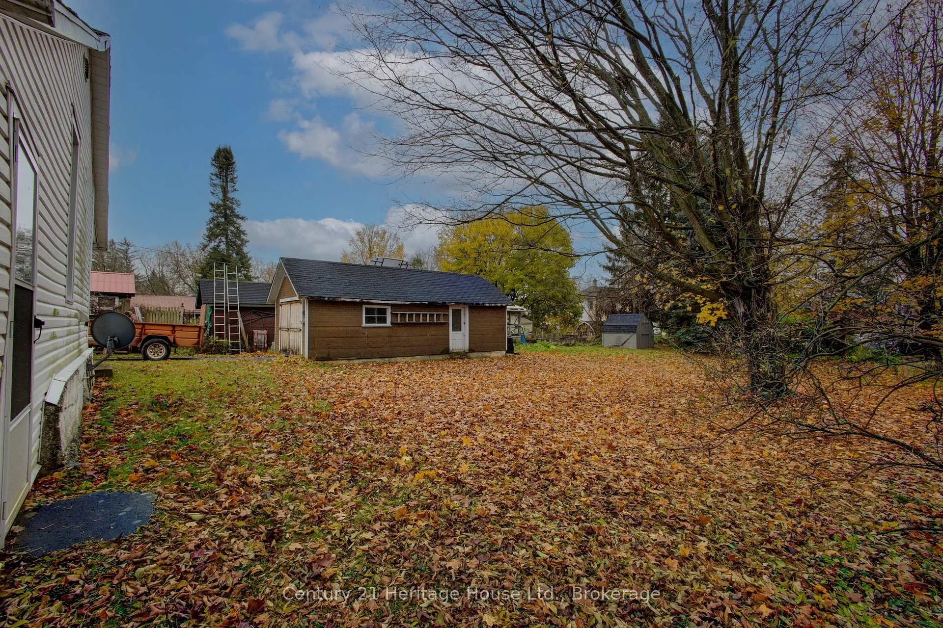 Photo 29 of 152 Countess Street N, West Grey — HOMEH