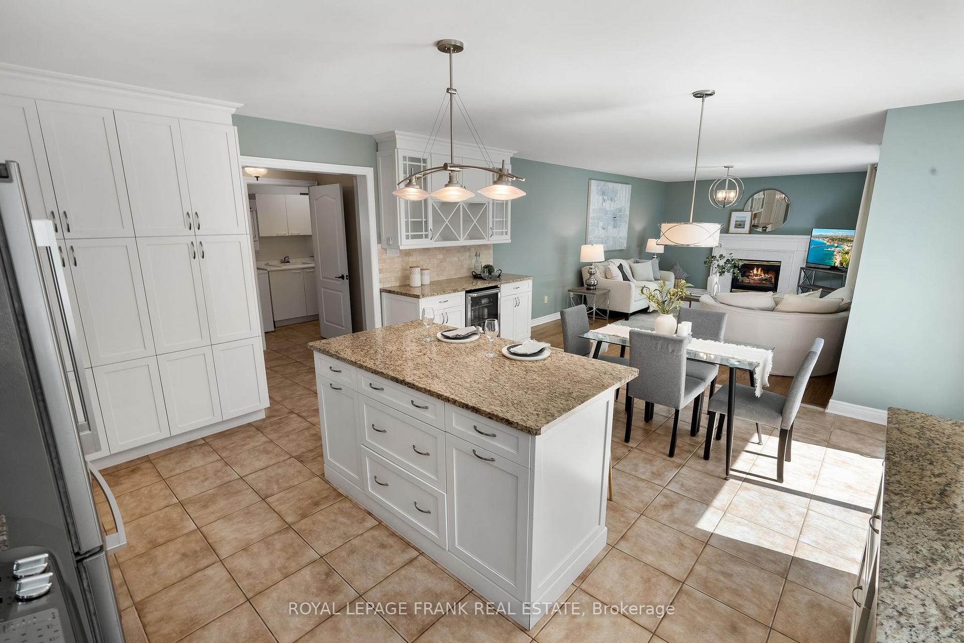 Photo 12 of 20 Galloway Crescent, Uxbridge — HOMEH