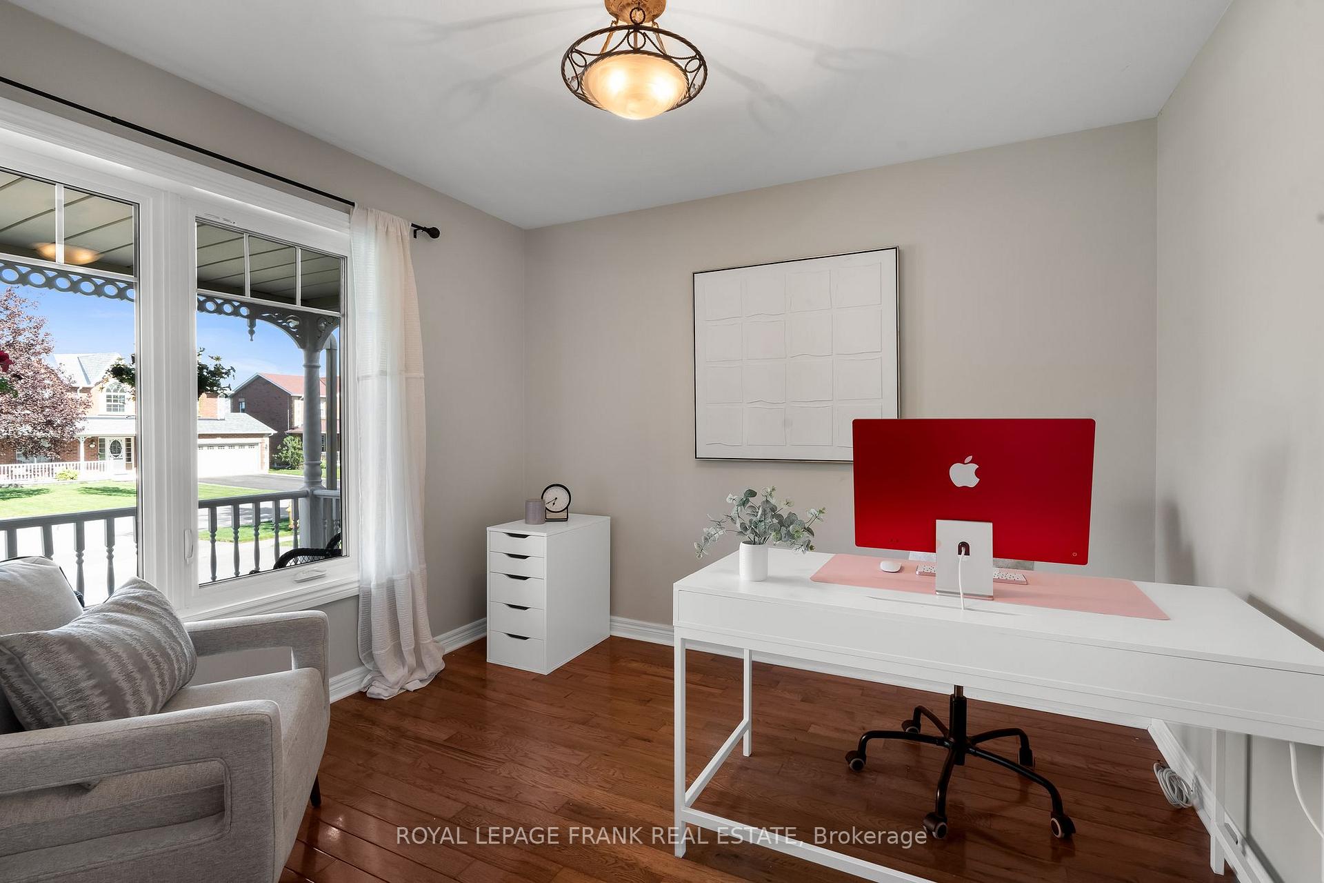 Photo 18 of 20 Galloway Crescent, Uxbridge — HOMEH