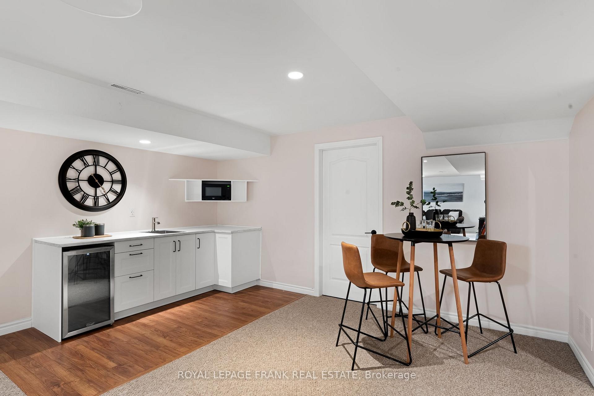 Photo 30 of 20 Galloway Crescent, Uxbridge — HOMEH