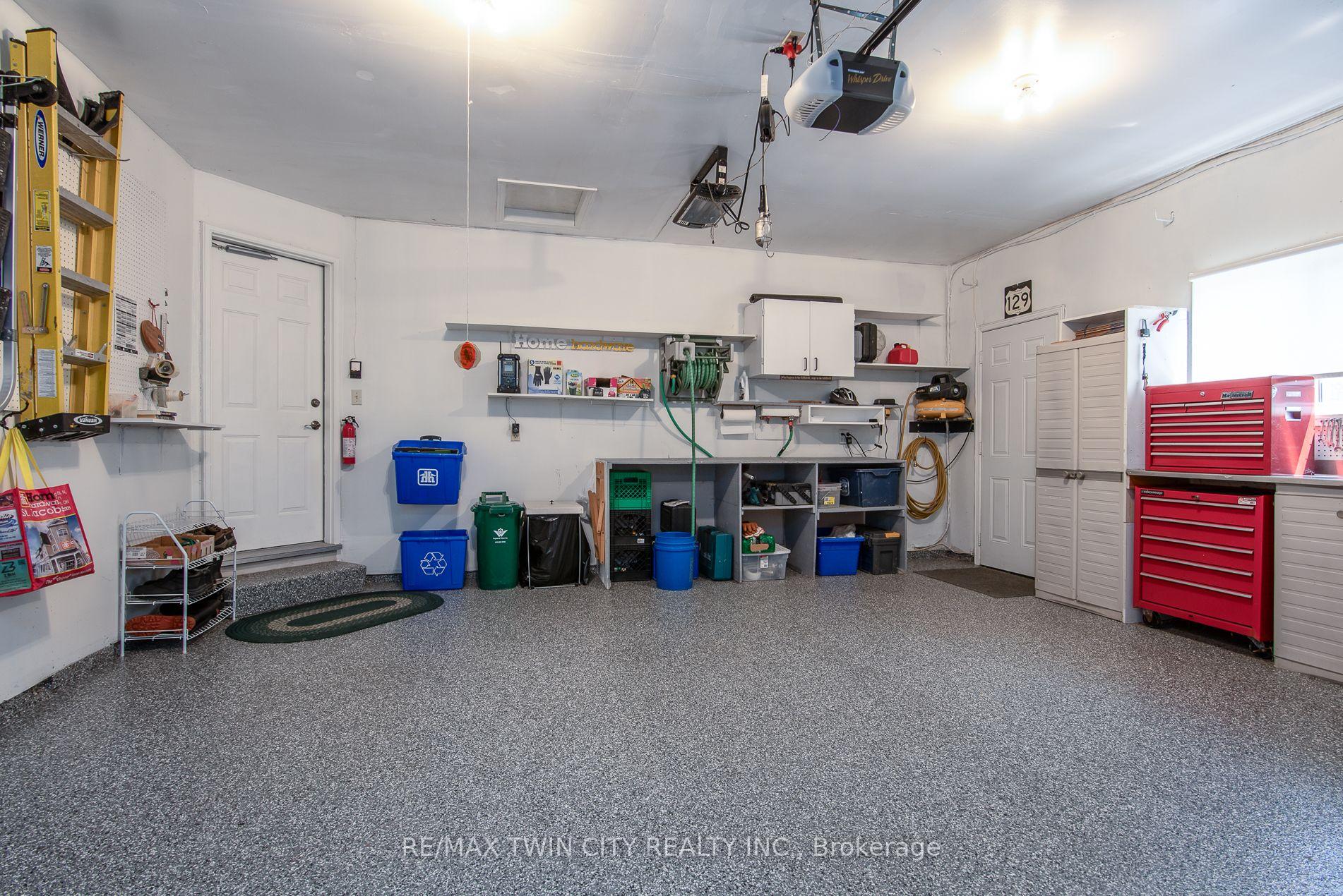 Photo 31 of 162 Ambleside Court, Waterloo — HOMEH