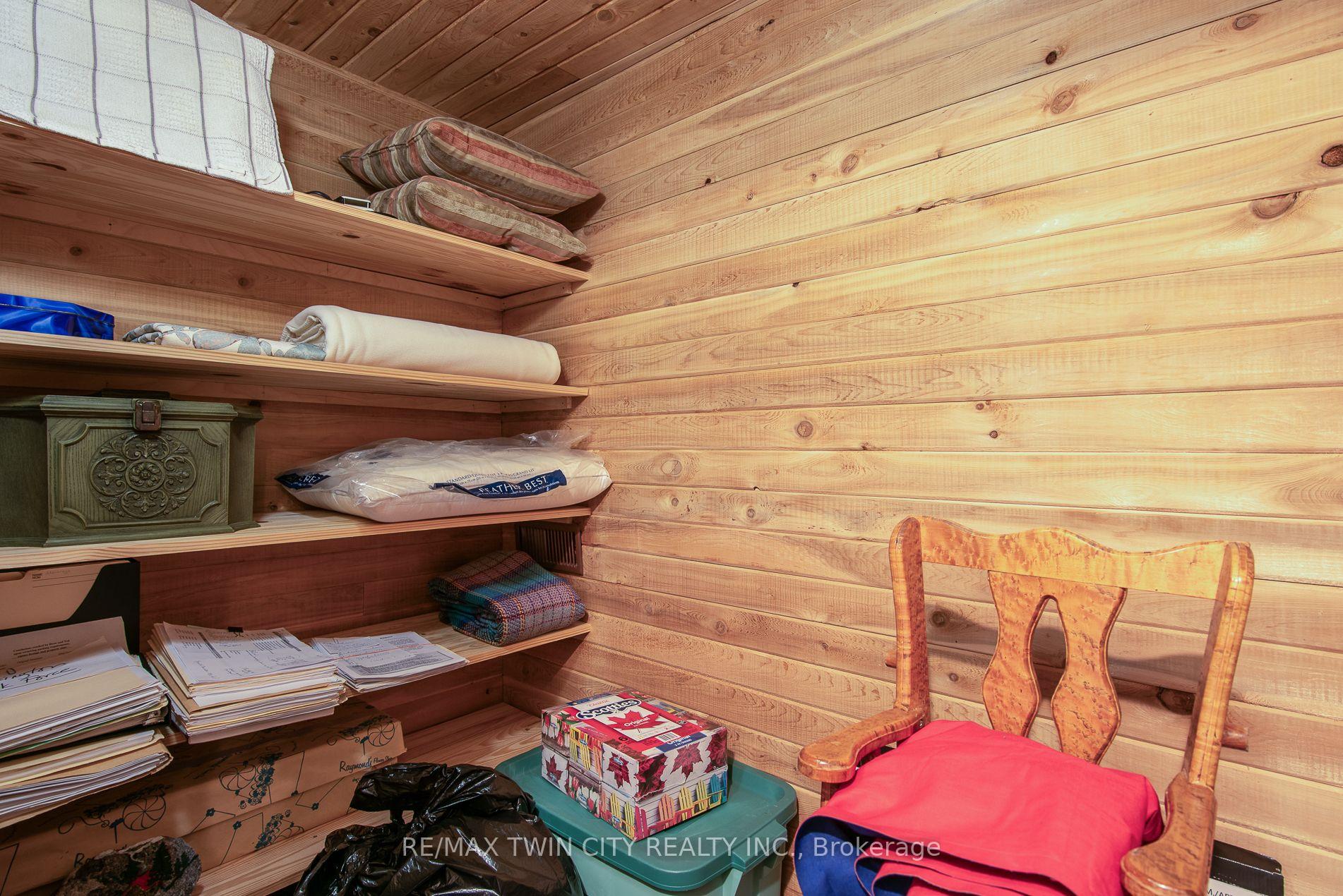 Photo 45 of 162 Ambleside Court, Waterloo — HOMEH
