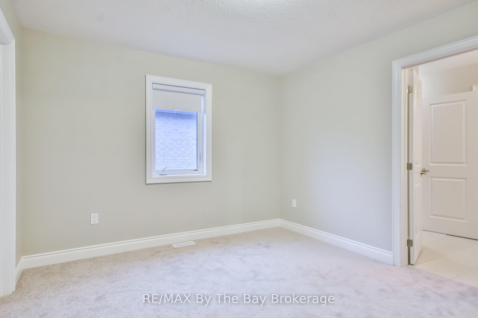 Photo 31 of 21 Amber Drive, Wasaga Beach — HOMEH