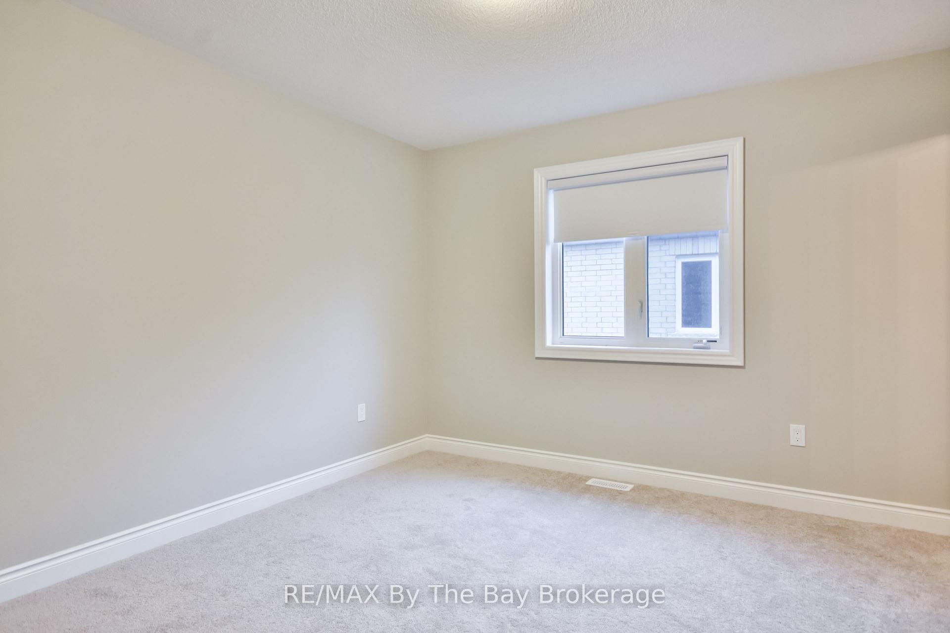 Photo 32 of 21 Amber Drive, Wasaga Beach — HOMEH