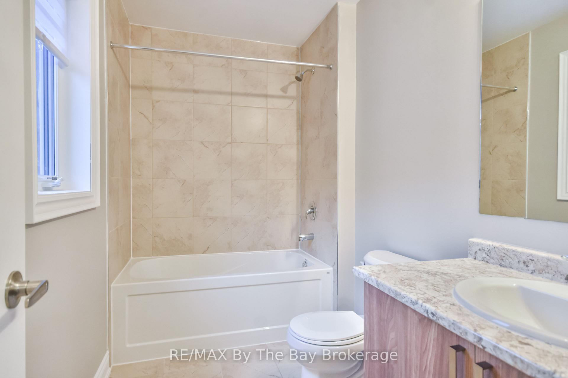 Photo 34 of 21 Amber Drive, Wasaga Beach — HOMEH