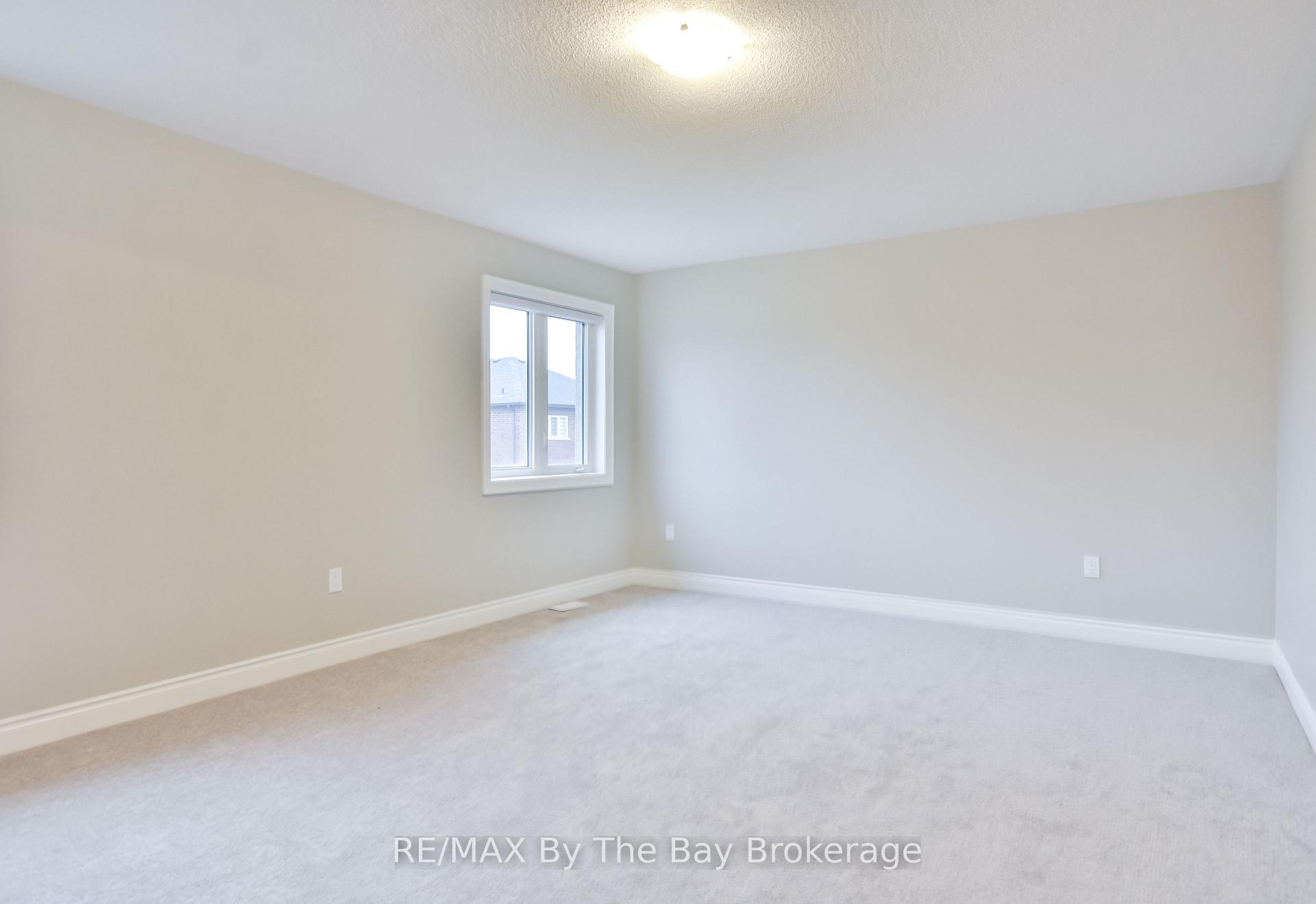 Photo 36 of 21 Amber Drive, Wasaga Beach — HOMEH