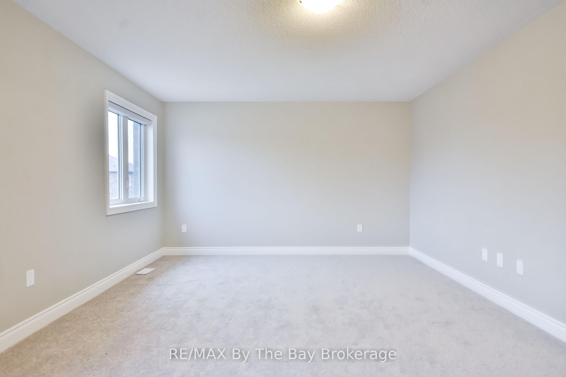 Photo 37 of 21 Amber Drive, Wasaga Beach — HOMEH