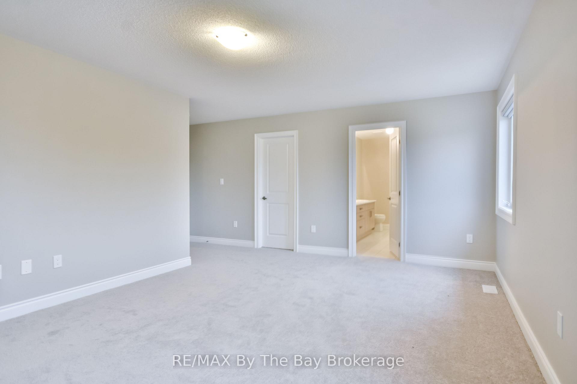 Photo 38 of 21 Amber Drive, Wasaga Beach — HOMEH