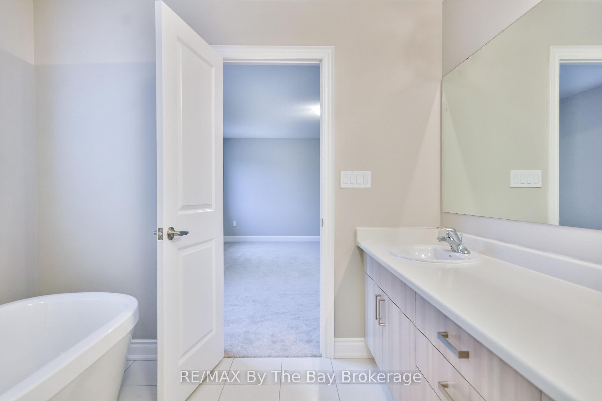 Photo 42 of 21 Amber Drive, Wasaga Beach — HOMEH