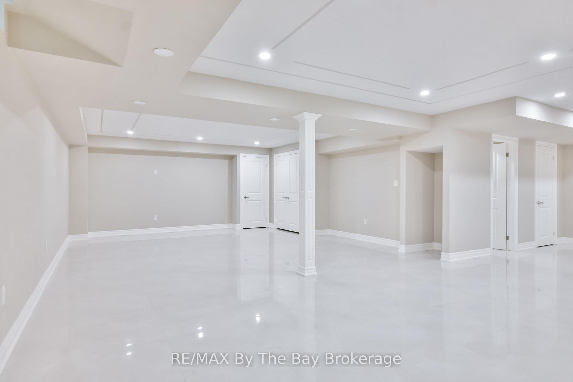 Photo 46 of 21 Amber Drive, Wasaga Beach — HOMEH