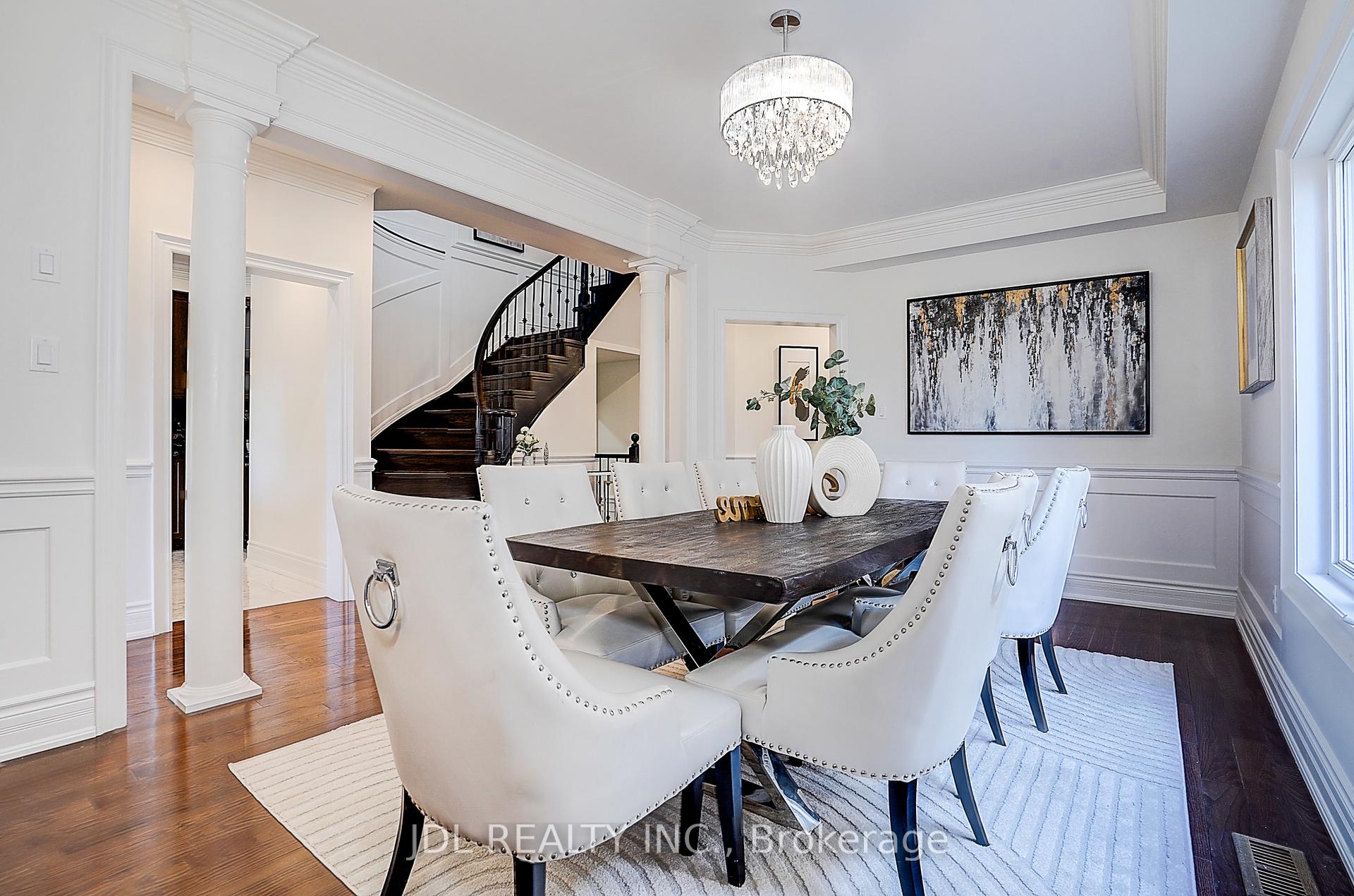 Photo 10 of 26 Santa Amato Crescent, Vaughan, Patterson — HOMEH
