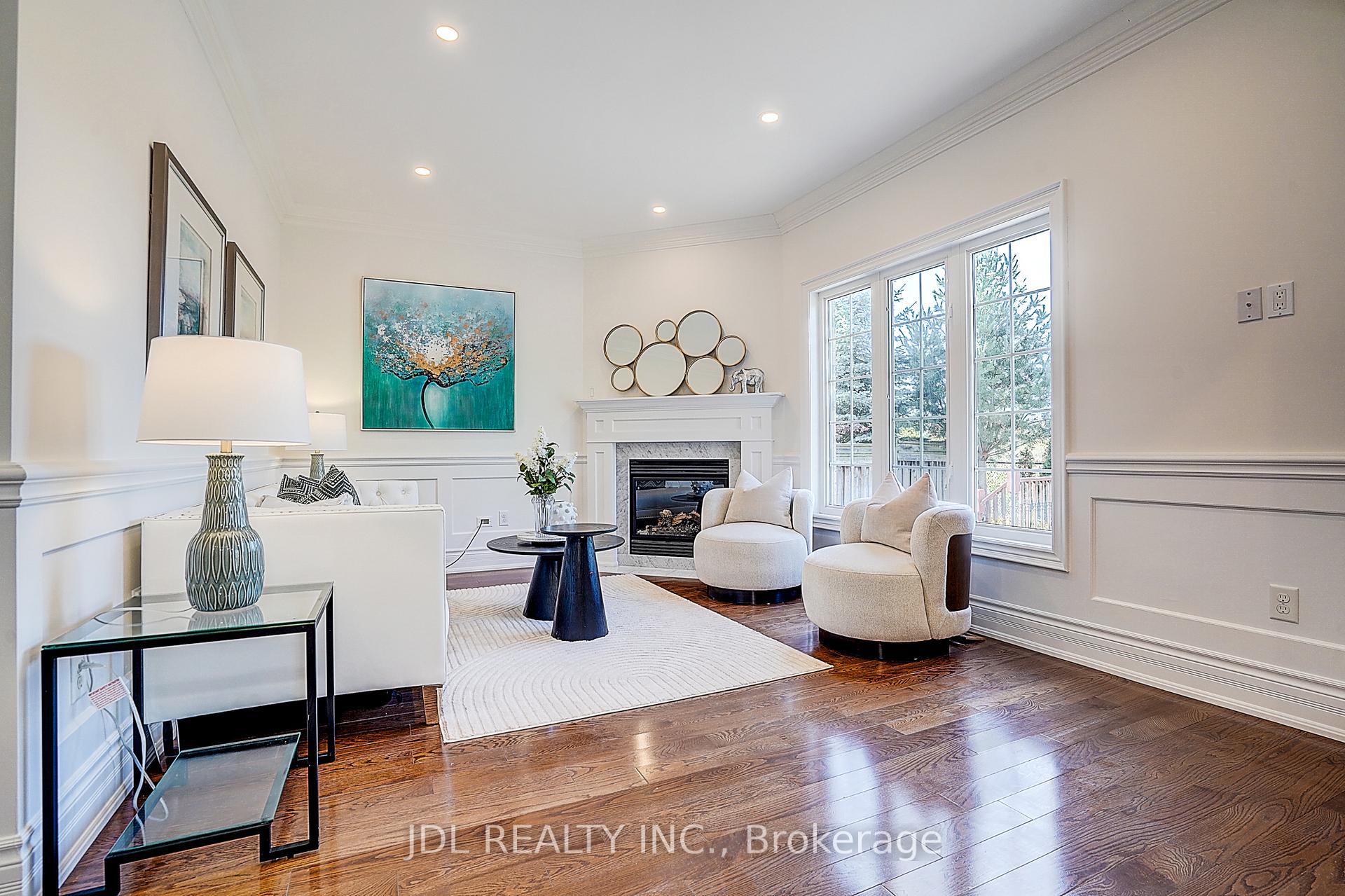 Photo 12 of 26 Santa Amato Crescent, Vaughan, Patterson — HOMEH