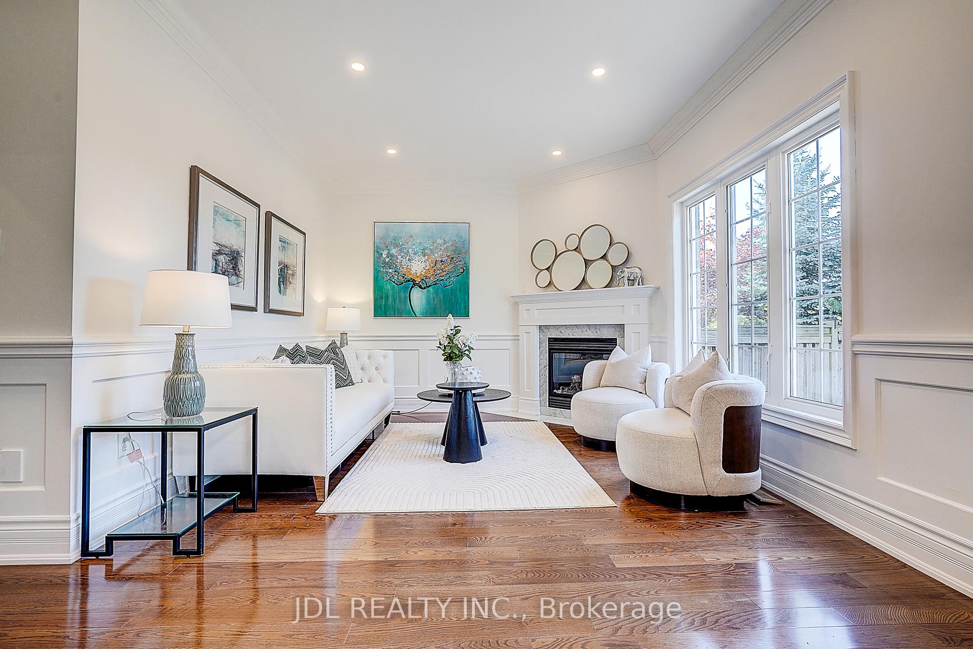 Photo 13 of 26 Santa Amato Crescent, Vaughan, Patterson — HOMEH