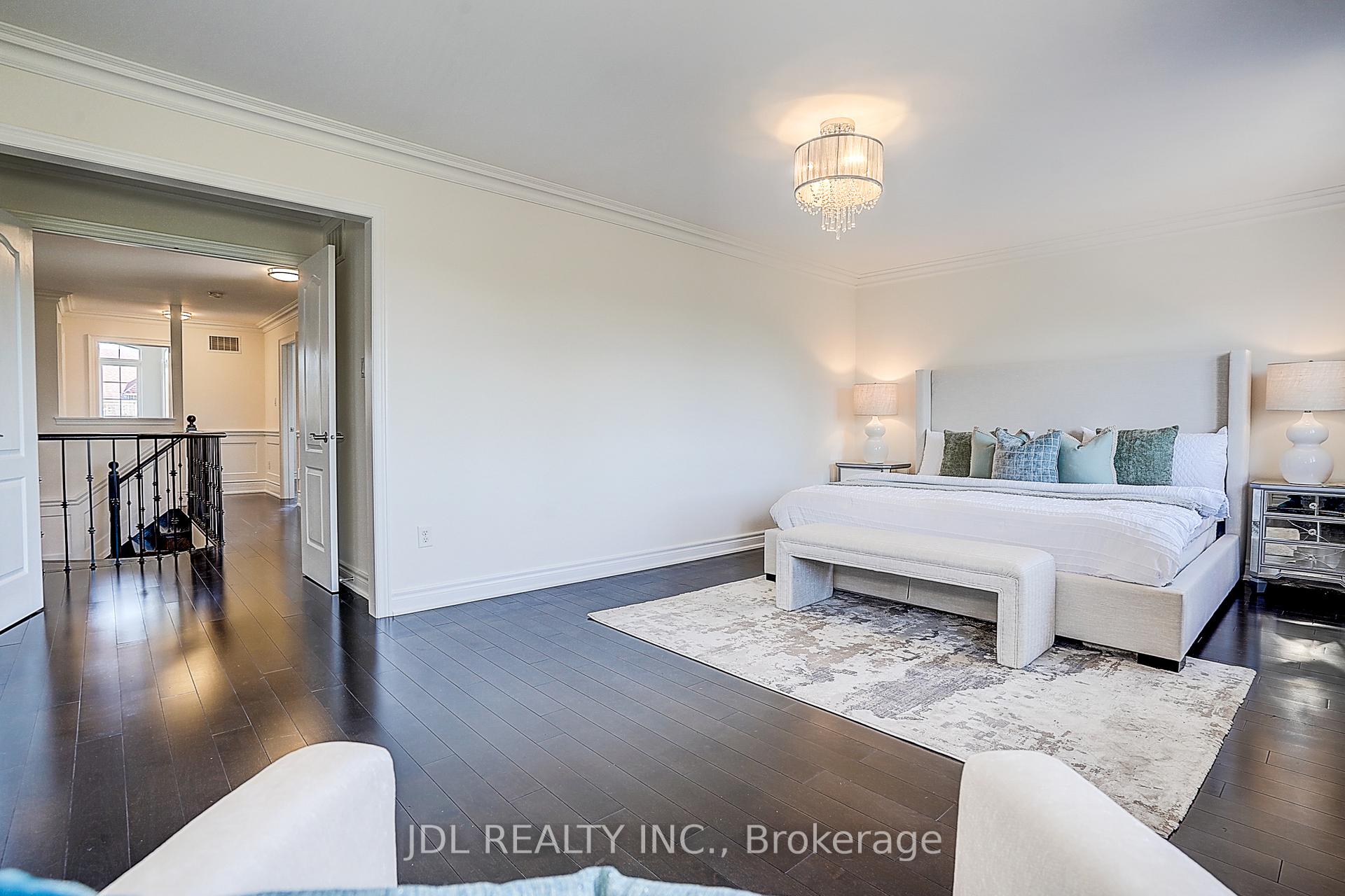 Photo 28 of 26 Santa Amato Crescent, Vaughan, Patterson — HOMEH