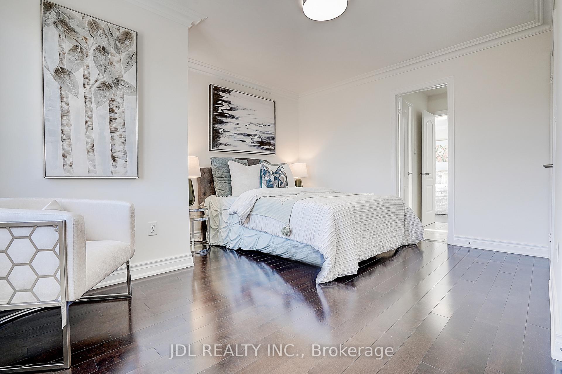 Photo 36 of 26 Santa Amato Crescent, Vaughan, Patterson — HOMEH