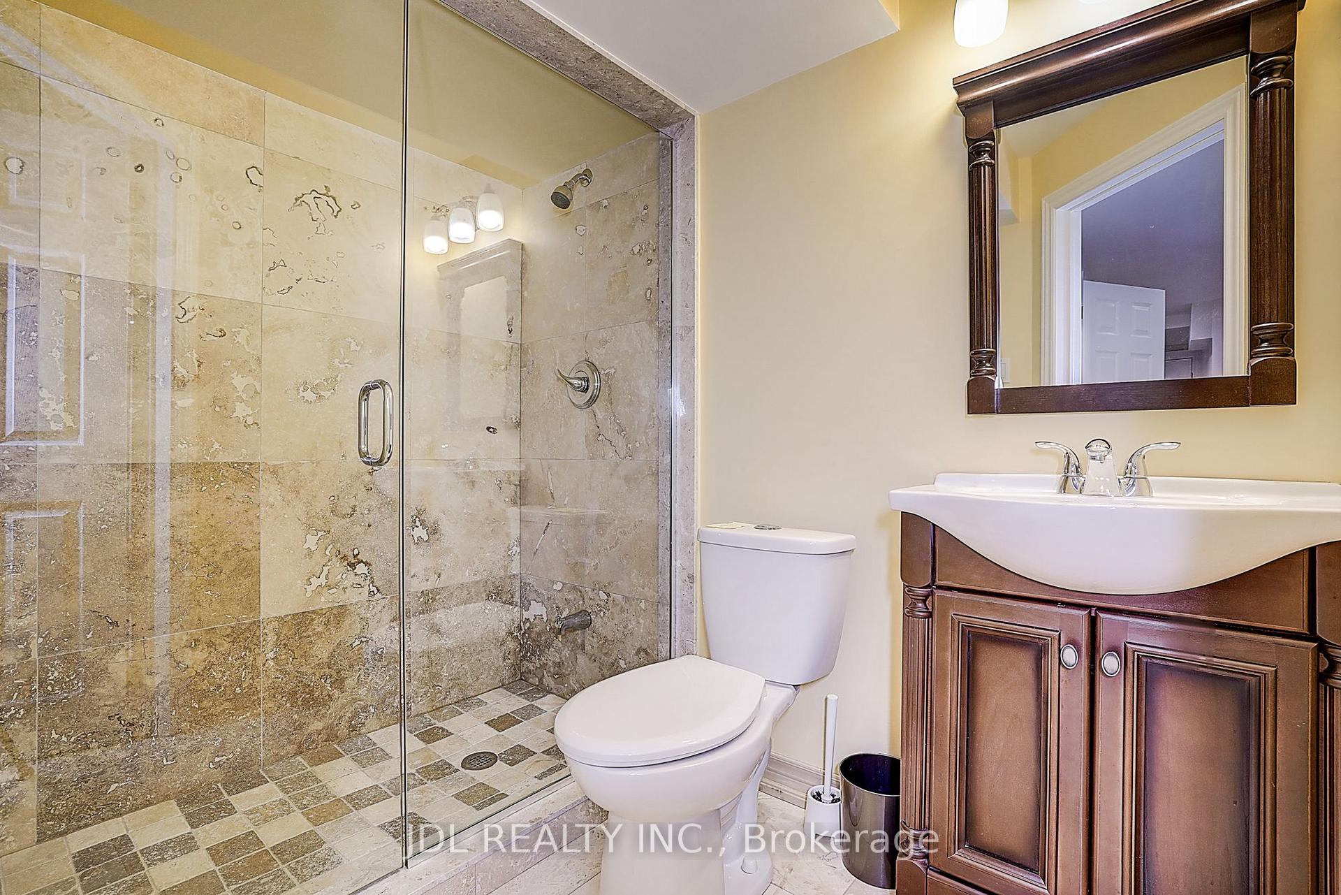 Photo 41 of 26 Santa Amato Crescent, Vaughan, Patterson — HOMEH