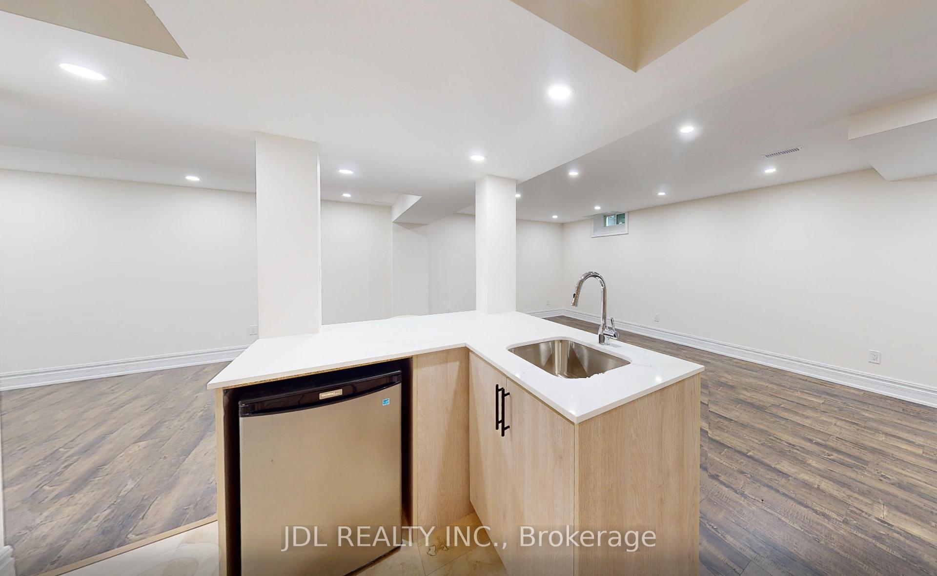 Photo 45 of 26 Santa Amato Crescent, Vaughan, Patterson — HOMEH