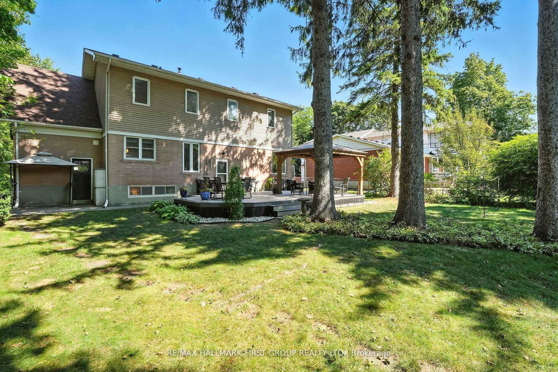 Photo 34 of 47 Sherwood Road E, Ajax, Central West — HOMEH