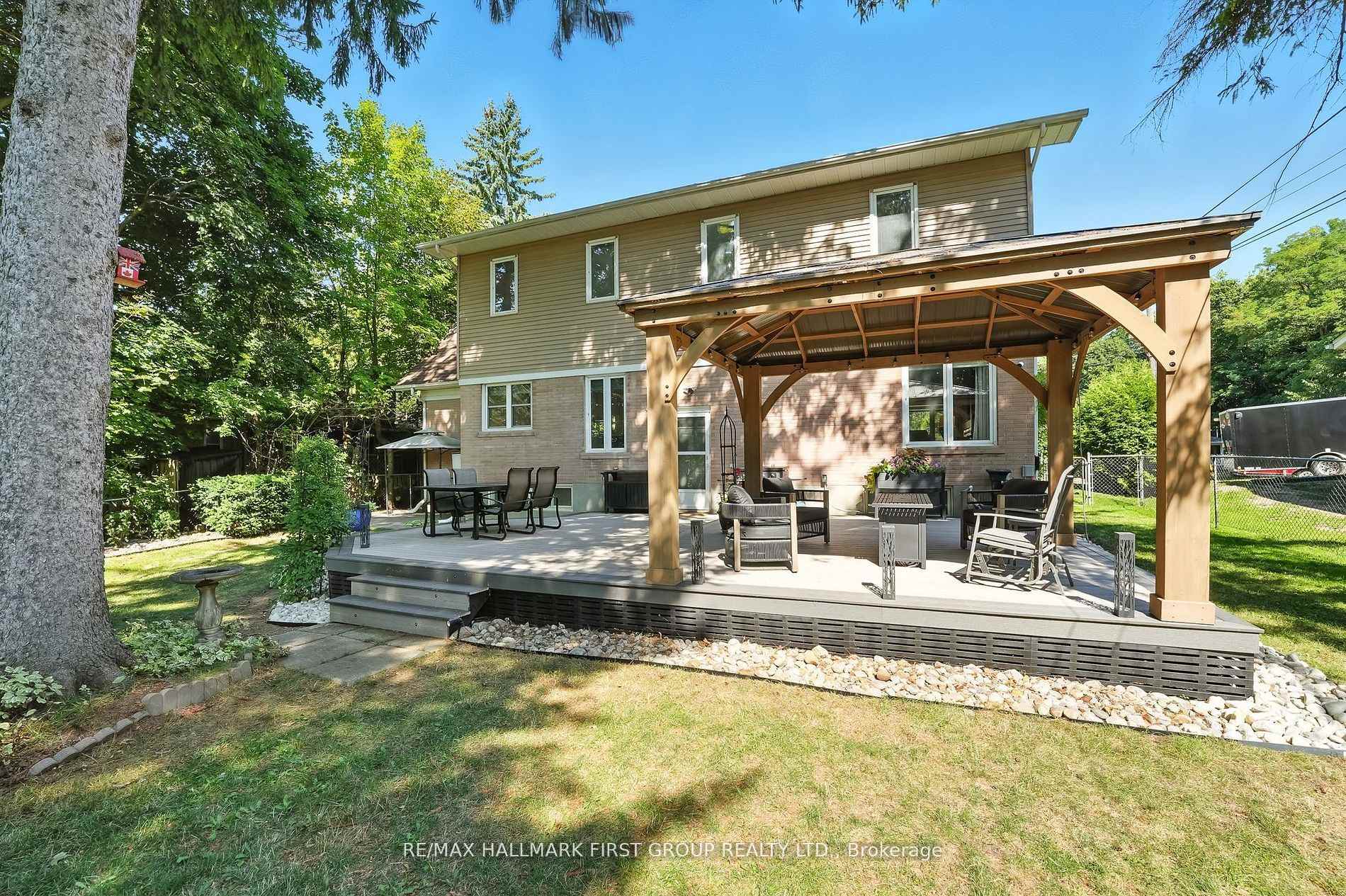 Photo 39 of 47 Sherwood Road E, Ajax, Central West — HOMEH