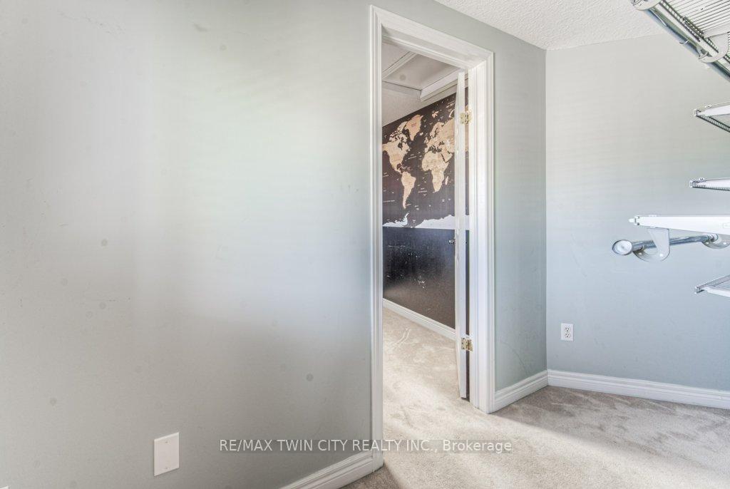Photo 22 of 648 Brandenburg Boulevard, Waterloo — HOMEH