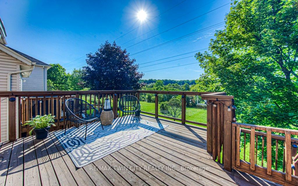 Photo 34 of 648 Brandenburg Boulevard, Waterloo — HOMEH