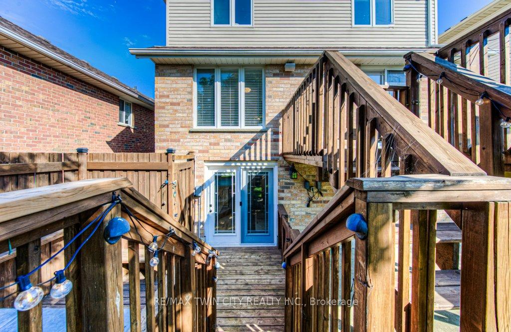 Photo 39 of 648 Brandenburg Boulevard, Waterloo — HOMEH