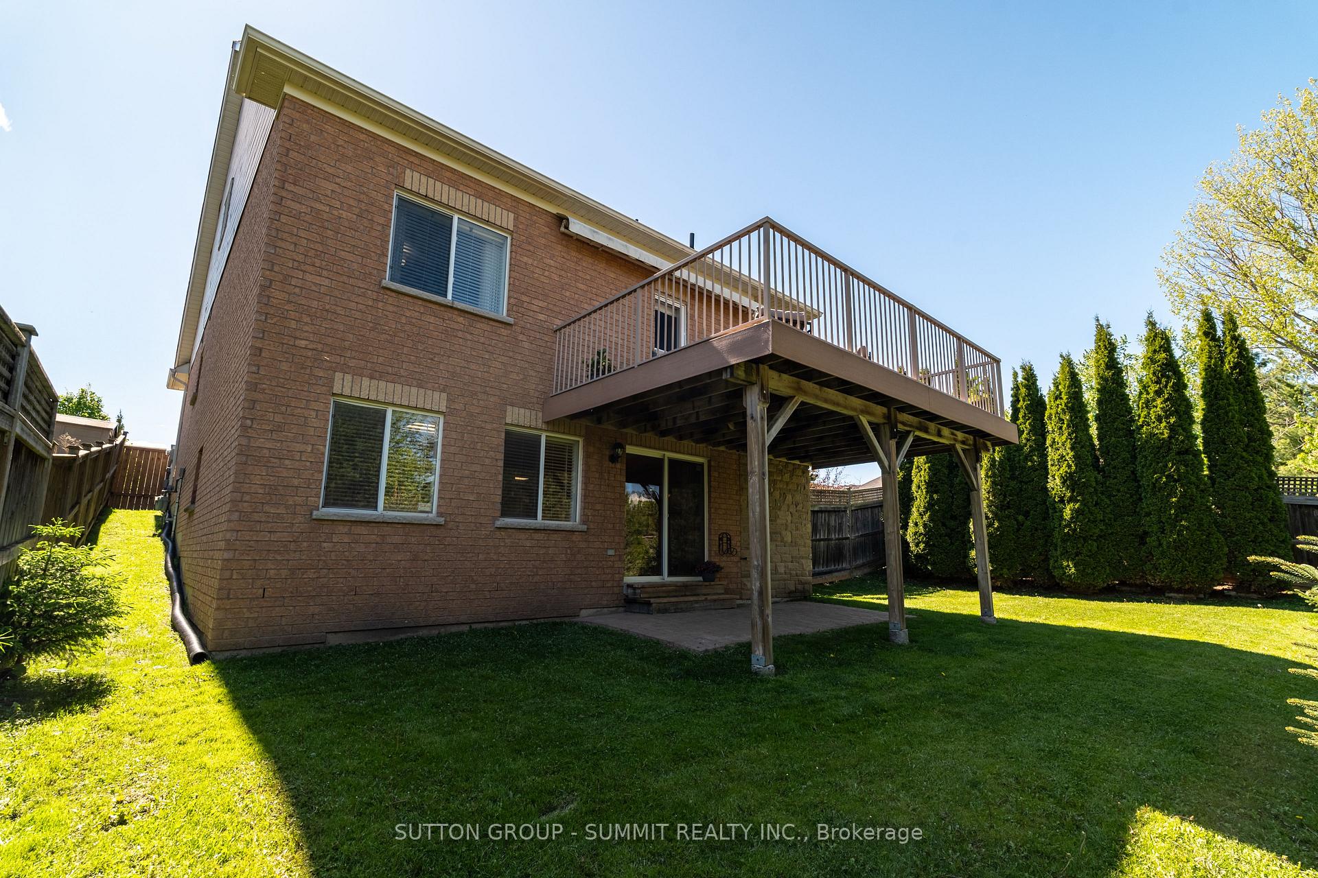 Photo 40 of 55 Meadows End Crescent, Uxbridge — HOMEH