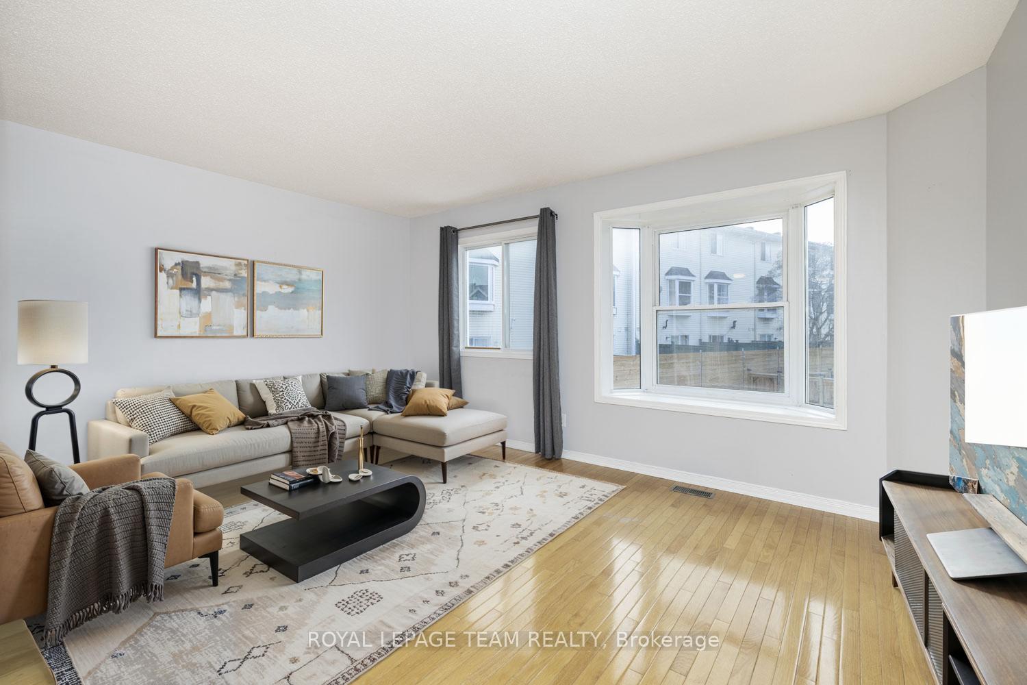 Photo 17 of 22 Hintonburg Place, Ottawa, Hintonburg — HOMEH