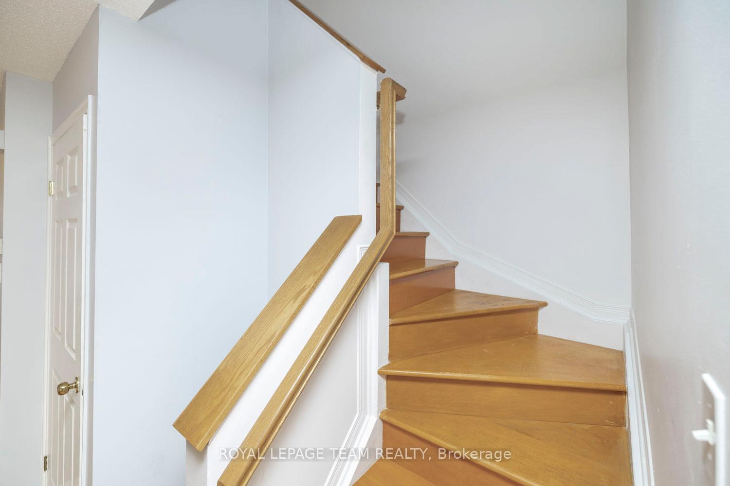 Photo 20 of 22 Hintonburg Place, Ottawa, Hintonburg — HOMEH