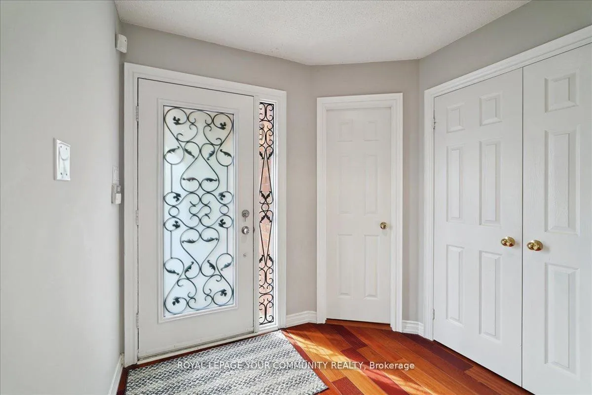 Photo 5 of 35 Timberview Drive, Vaughan, Patterson — HOMEH