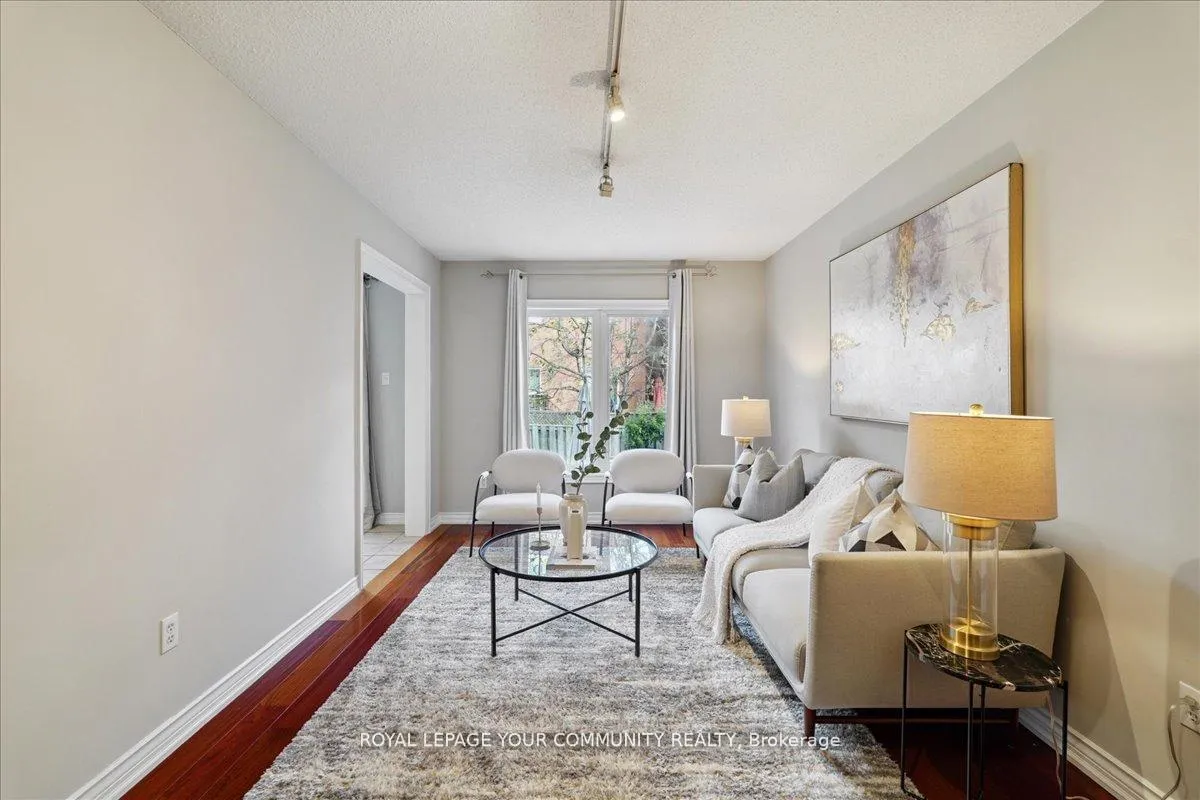 Photo 10 of 35 Timberview Drive, Vaughan, Patterson — HOMEH