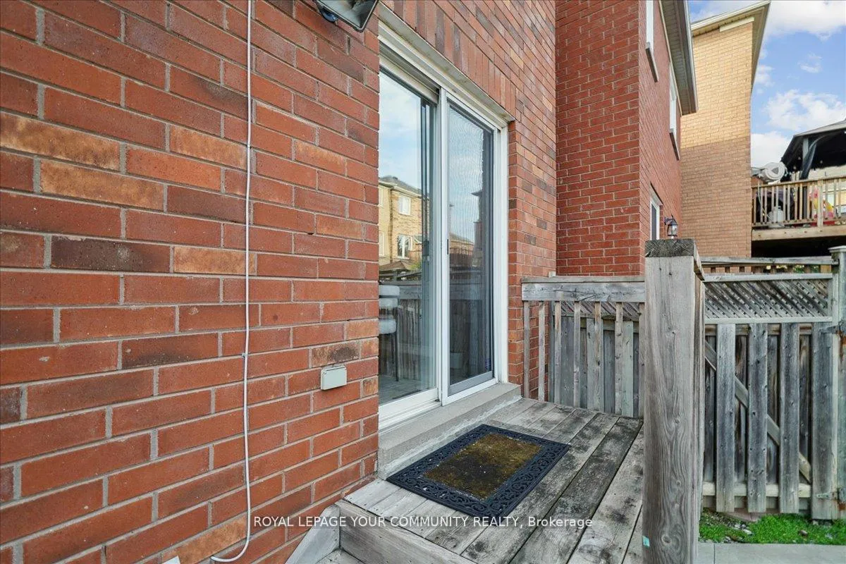Photo 25 of 35 Timberview Drive, Vaughan, Patterson — HOMEH
