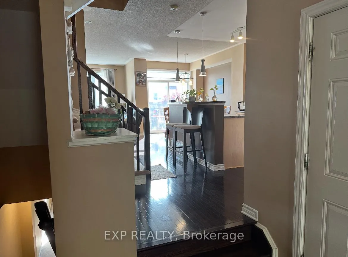 Photo 2 of 94 Selhurst Avenue, Ottawa, Barrhaven East — HOMEH