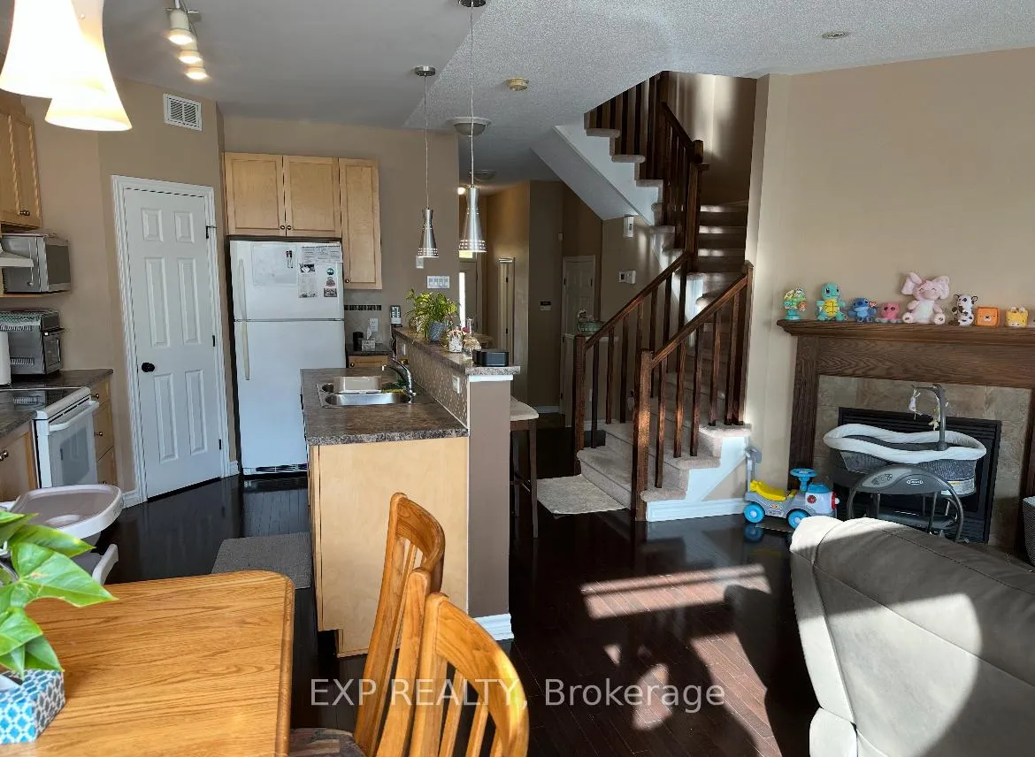 Photo 6 of 94 Selhurst Avenue, Ottawa, Barrhaven East — HOMEH