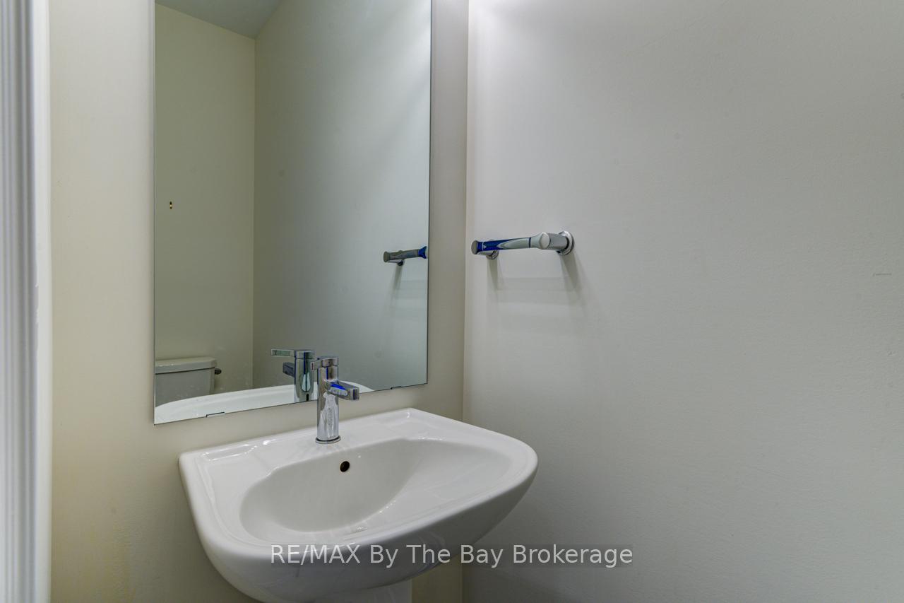Photo 23 of 19 Beatrice Drive, Wasaga Beach — HOMEH